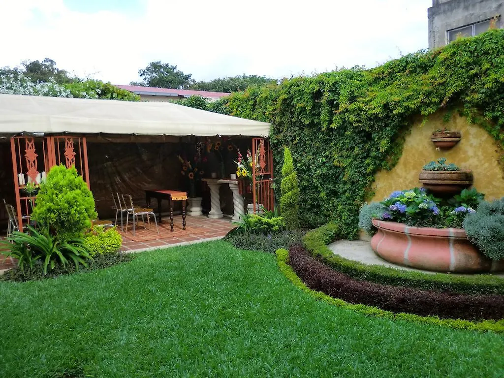 Hostal Villa Toscana Guatemala City 3*,